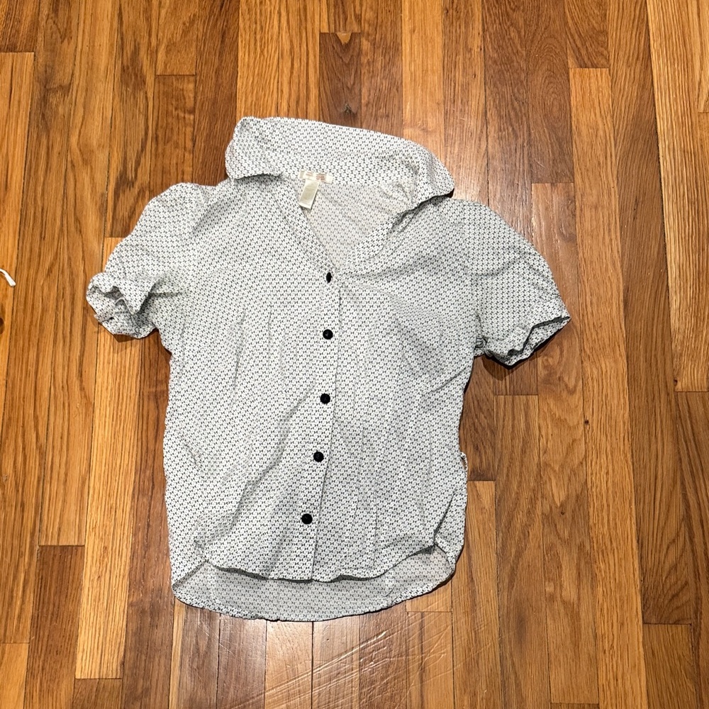 Ambiance White and Black Patterned Blouse